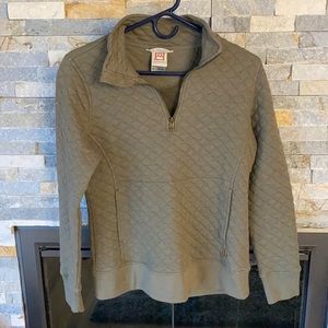 Avalanche quilted pullover with pockets
